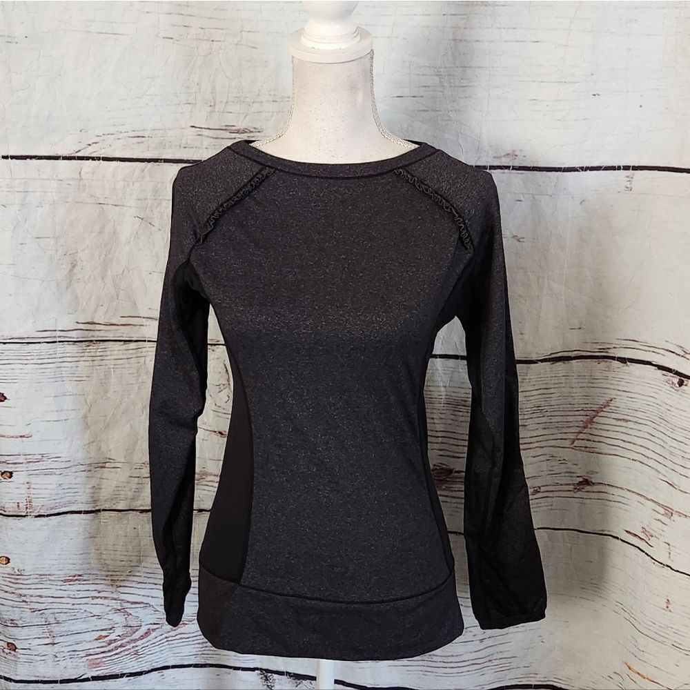 Lululemon Longsleeve Ruffle‎ Top Size 4